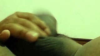 Monster cock gets worshipped in HD