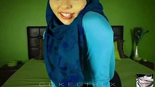 Seductive Arab girl twerks in hijab