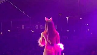 Sizzling performance by Anitta with her irresistible assets