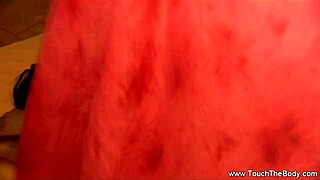Milf gets a soothing vagina massage and fingering