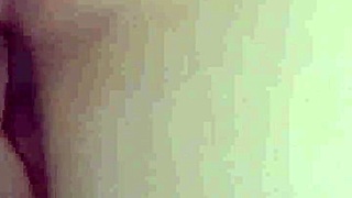 Amateur boyfriend enjoys cunilingus with girlfriend