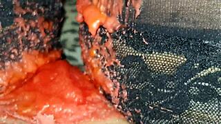 Mum mistress Fabiana in hot wax play and BDSM session