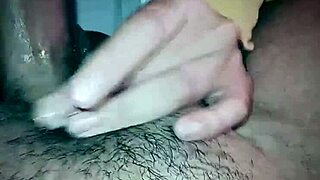 I forced the maid to give me oral pleasure and took advantage of being alone at home