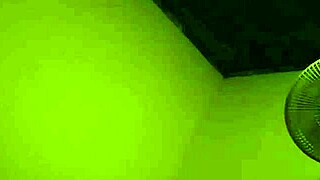 Hidden camera captures stunning Morena
