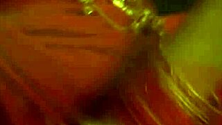 Seductive Indian women in steamy Bollywood sex scenes
