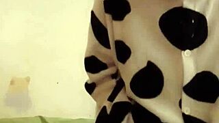 Crossdressing star's verification video gets rejected