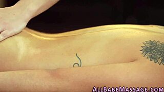 Inked massage therapist indulges in oral pleasure