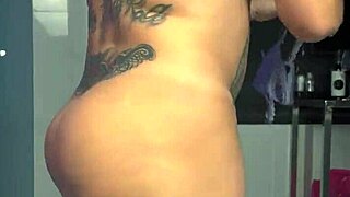 A steamy handjob session with my boyfriend's favorite panties - joi for you