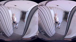 Virtualrealporn.com - Doorstep seller in VR