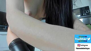 Beautiful girl with big cans and a shaking ass on webcam.