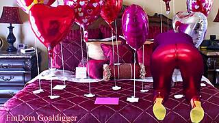 Latex and domination on Valentine’s Day with a dirty feet fetish