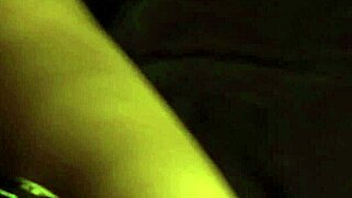 Steamy sesh with an exotic Indian beauty who is a professional dancer and knows how to work her body.