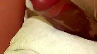 Special sex tape of an Asian man’s solo pleasure with panty on.