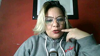 Lola's erotic stories for adults