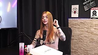 Brazilian teen Ruiva Braba shows off her body and tattoos