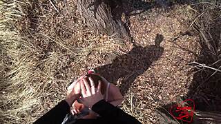 Outdoor amateur sex in park with blonde beauty