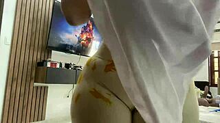 Big ass Latina gets spied and fucked