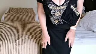 Mariaold, busty MILF in hot stockings and heels tease