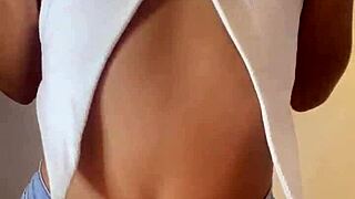 Natural tits and skinny body in old woman webcam show