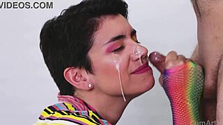 Average cock gets a facial in this romantic scene