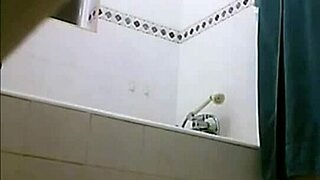 British MILF caught on hidden camera in all her glory