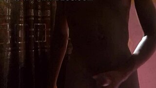 Big dick amateur’s solo play turns into a cunilingus disaster