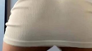 Big ass shaking to funky music