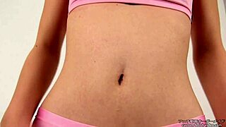 Specializing in navel and belly button fetish with Asian cuties