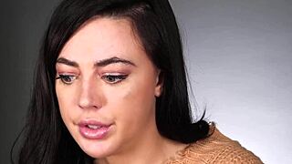 Intense self-love: Watch a woman reach orgasm naturally