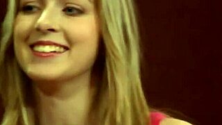 Stunning teen with blonde hair gets fucked and jizzed