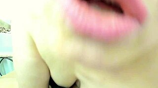 Big assed MILF Sonya's early workout is pure erotica