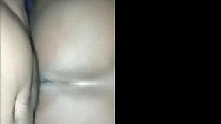 A big cock satisfies a hot married woman with great sex