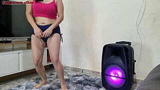 Small waist and curvy body makes me horny