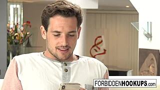 Step-siblings get more than they bargained for with food delivery