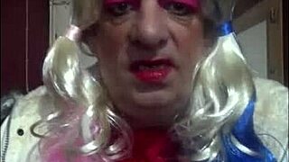 Shy bisexual crossdresser shares pissing fetish journey