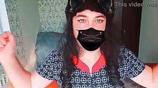 Sissy crossdresser shows off big ass in homemade video