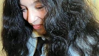 Schoolgirl avoids sex with parents, prefers gay encounters