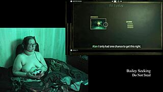 Giantess fetish cosplay in Alan Wake 2
