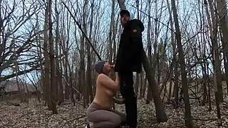 Amateur with big cans gets a park cock suckering session