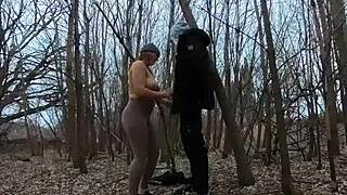 Amateur with big cans gets a park cock suckering session