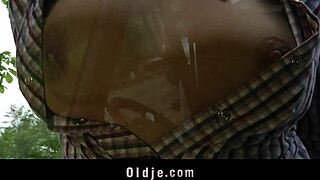 Grandfather’s lucky break with a hot blonde teenager in a car