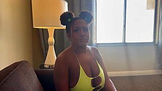 Cheating girlfriend enjoys phone sex and amateur fucking