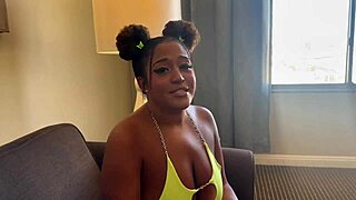 Cheating girlfriend enjoys phone sex and amateur fucking