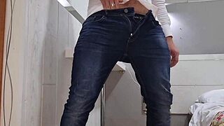 Italian-speaking couple's wild anal sex and dirty talk