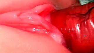 Double penetration without condoms in this anal scene