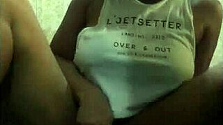 Married woman’s first gushing experience in 3D video