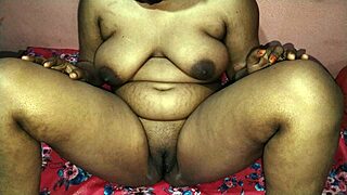 Perfect tits and a blindfold make for a fun Indian bhabhi experience