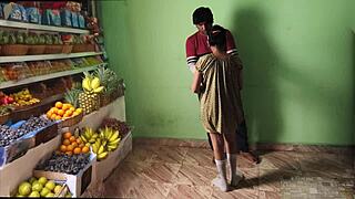 Indian fruit vendor’s kinky MMS goes viral