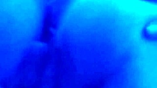Amateur couple enjoys late night pleasure