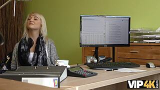 Czech teen gets paid for hot sex with loan agent